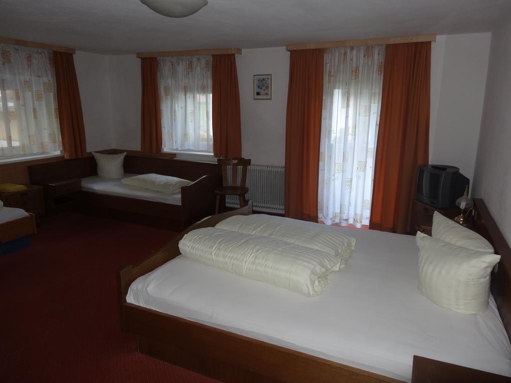 Koeflerhof Appartements Sankt Leonhard im Pitztal Esterno foto