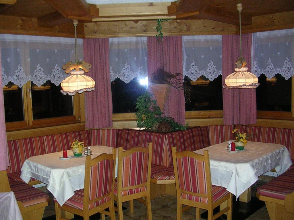 Koeflerhof Appartements Sankt Leonhard im Pitztal Esterno foto